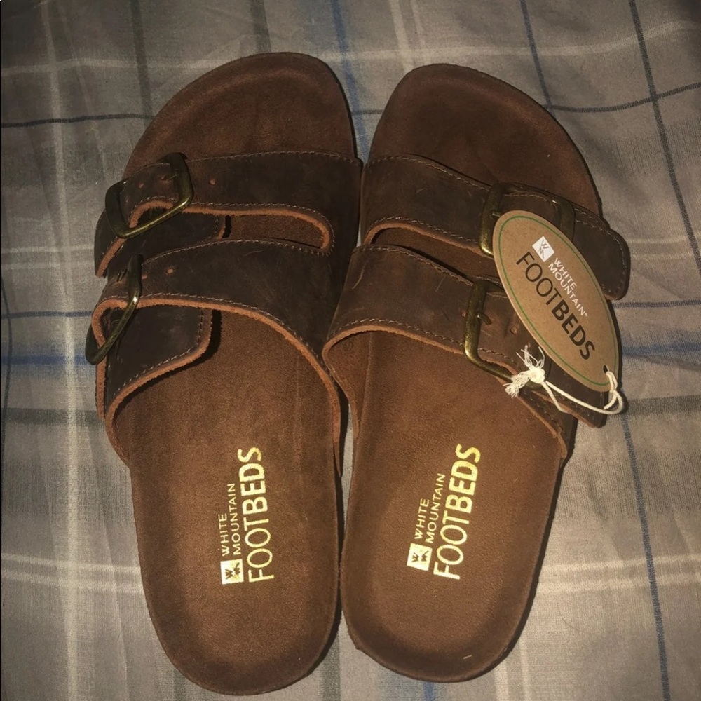 White mountain four bed sandals